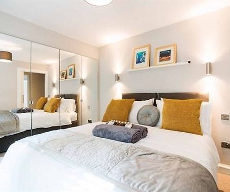 21A Luxury Apartment Glasgow Bagian luar foto